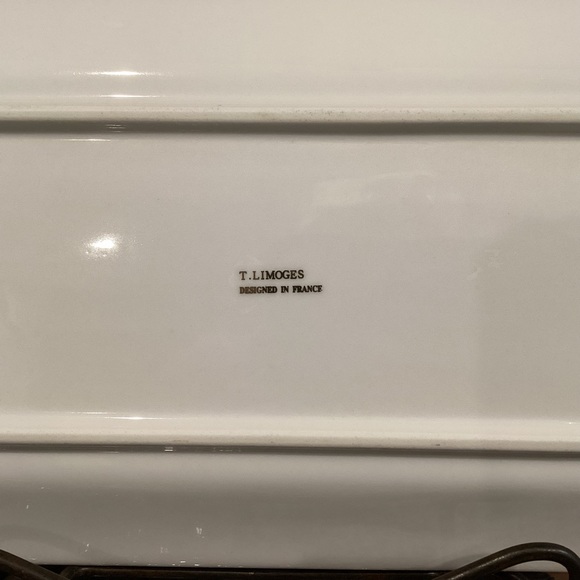 T. Limoges Design In France - Ceramic Crafted Serving Tray - Barbera Wine Cheese - Picture 4 of 9